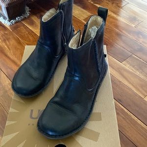 Ankle boots, leather, Ugg